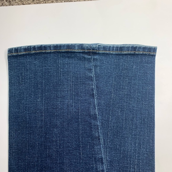 SOLD| true religion mid rise flare jeans - Picture 4 of 8